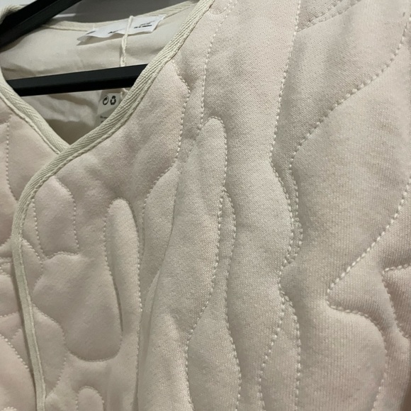 Mango - Picture 2 of 16